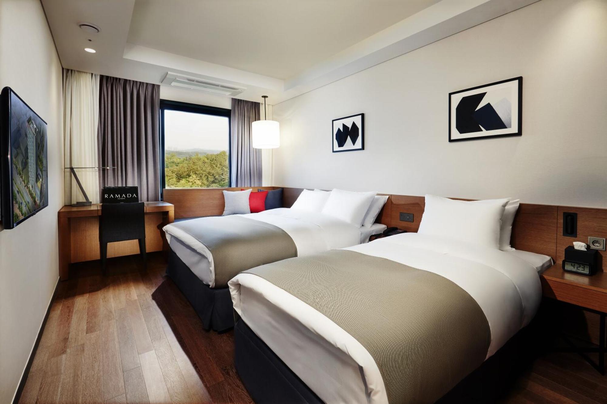 Ramada By Wyndham Gunsan Hotell Eksteriør bilde