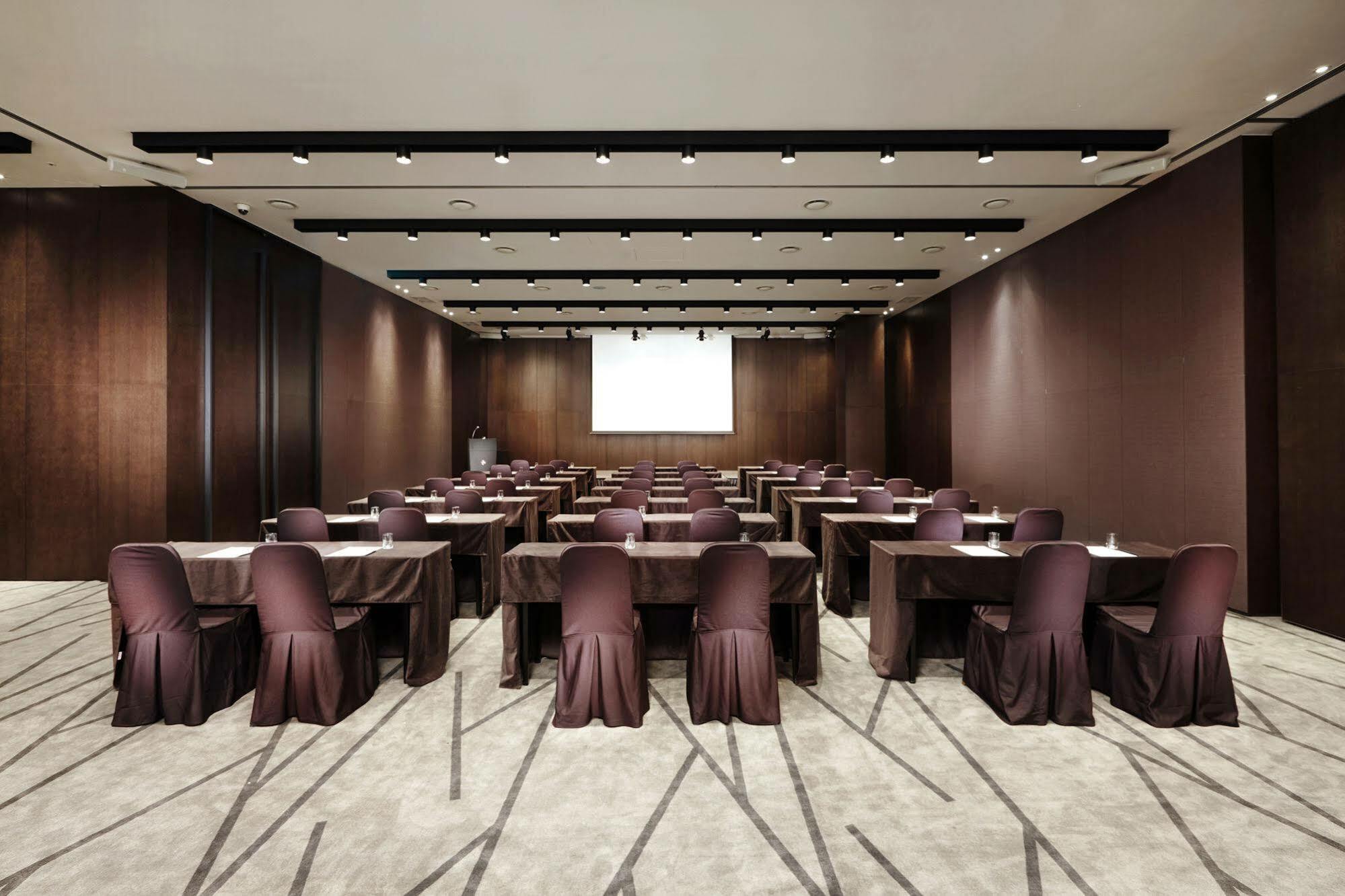 Ramada By Wyndham Gunsan Hotell Eksteriør bilde