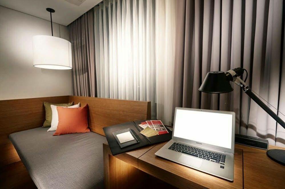 Ramada By Wyndham Gunsan Hotell Eksteriør bilde